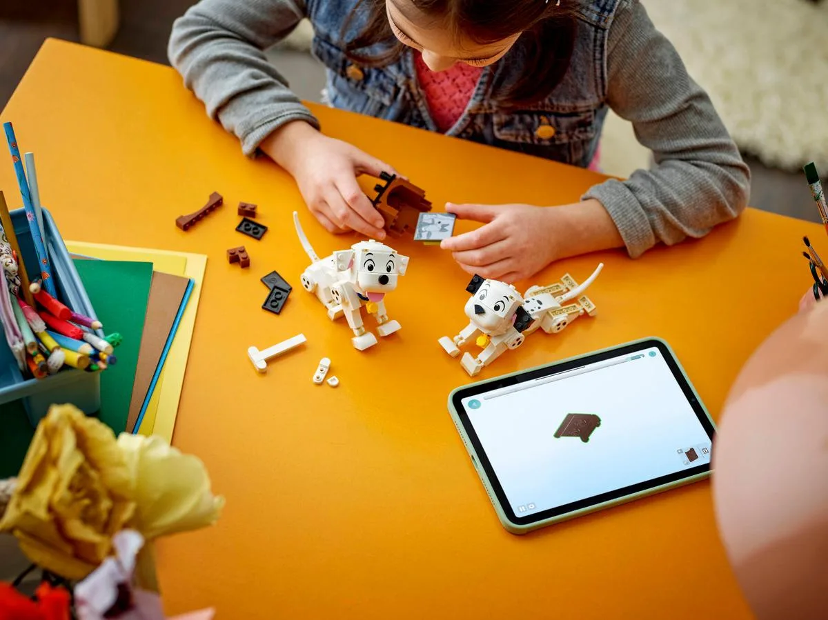 Конструктор LEGO Disney Classic 101 далматинець білий для дітей від 6 років