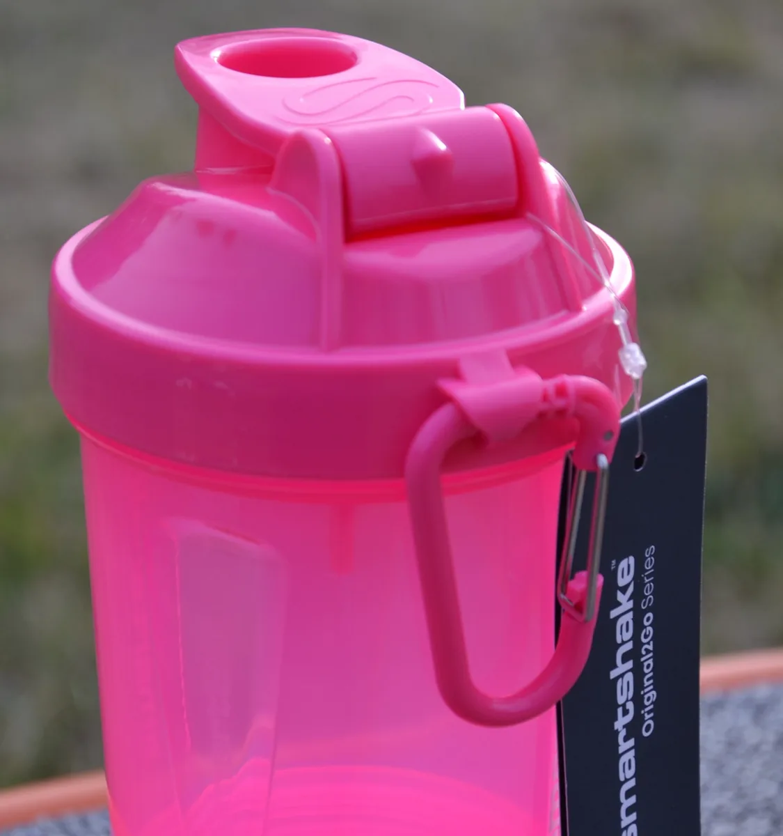 Шейкер спортивний SmartShake пластик 600 мл Рожевий