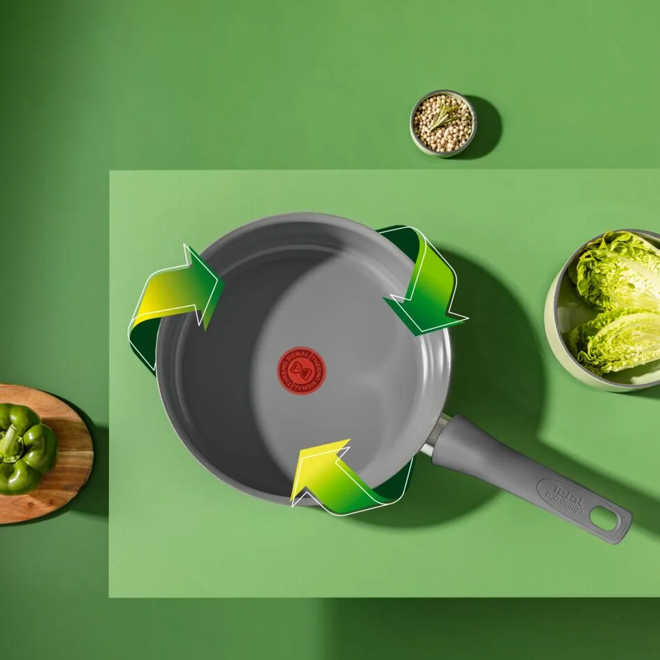 Сковорода з кришкою Tefal Renewal, 24 см, алюмінієва, бакелітова ручка, скляна кришка, сірого кольору.