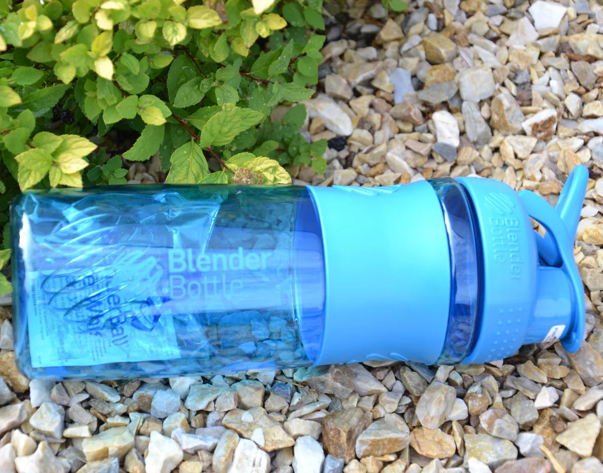 Шейкер BlenderBottle Tritan 820 мл Блакитний