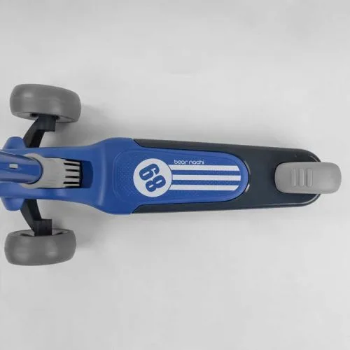 Триколісний самокат Best Scooter складаний з алюмінієвим кермом для дітей зі колесами, що світяться.