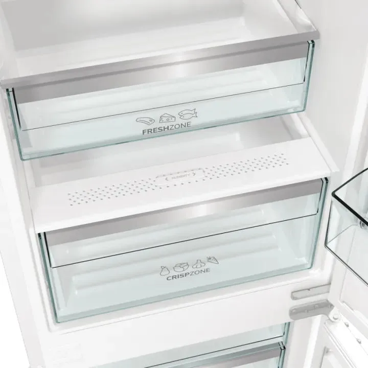 Холодильник Gorenje вбудований 284 л білий 2 двері з нижньою морозильною камерою Wi-Fi