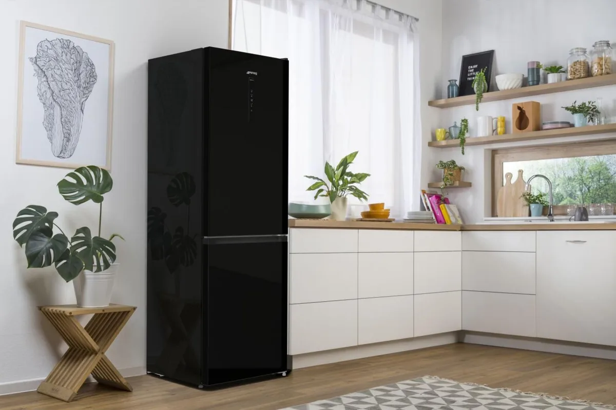 Холодильник Gorenje з нижньою морозильною камерою 204л А++ NoFrost свіжість овочів контроль вологості