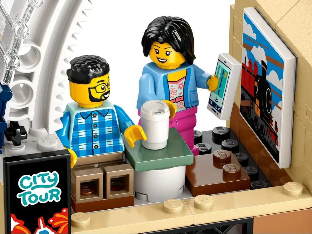 Конструктор LEGO City 752 деталі різнокольоровий 7+