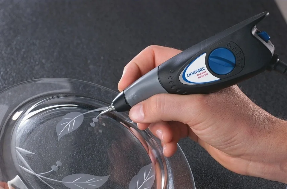 Гравірувальна шліфмашина Dremel 290-1, 35Вт, 6000 об/хв, 0.31 кг