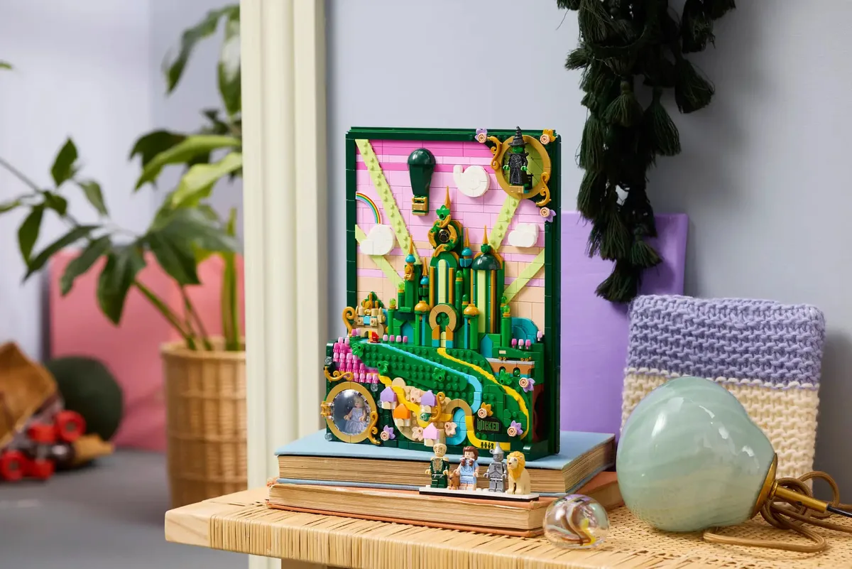 Конструктор LEGO Wicked Смарагдове місто настінний арт