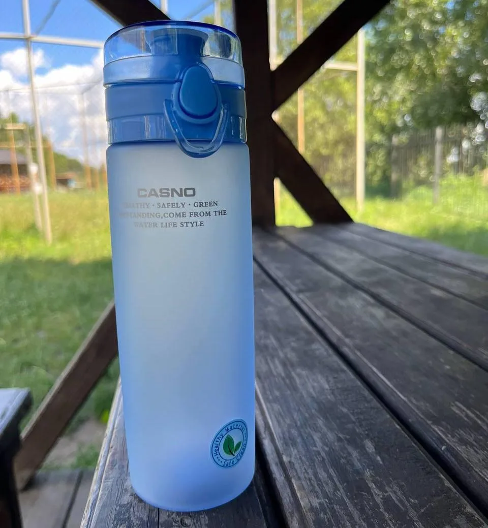 Пляшка для води Casno пластик 650 мл блакитна
