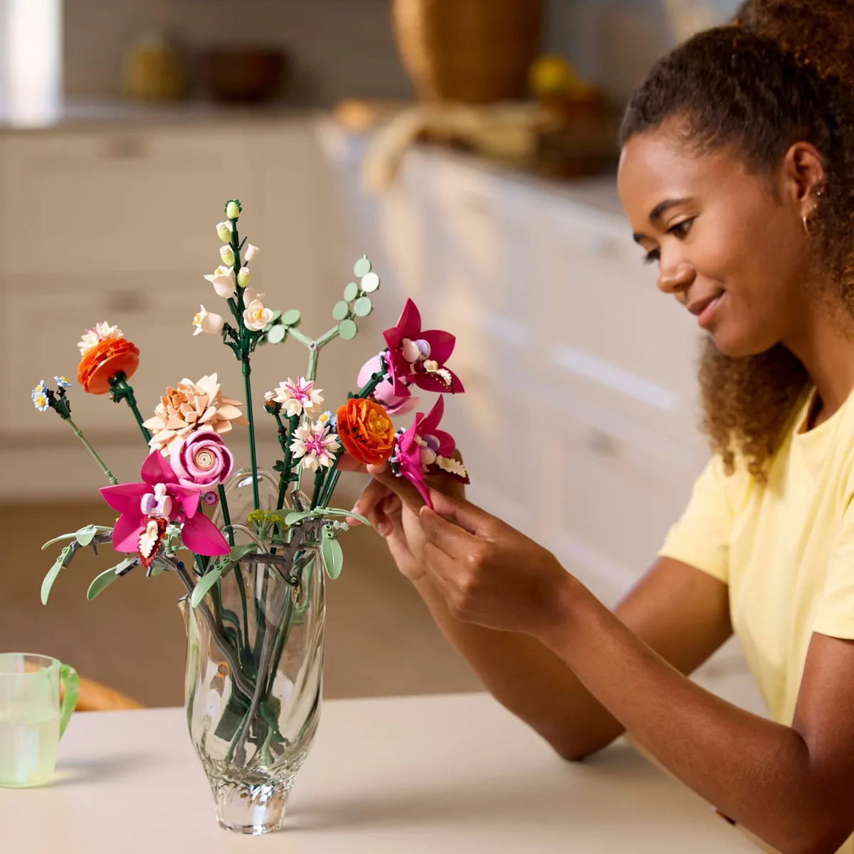 Конструктор LEGO Botanicals Милий рожевий букет квітів
