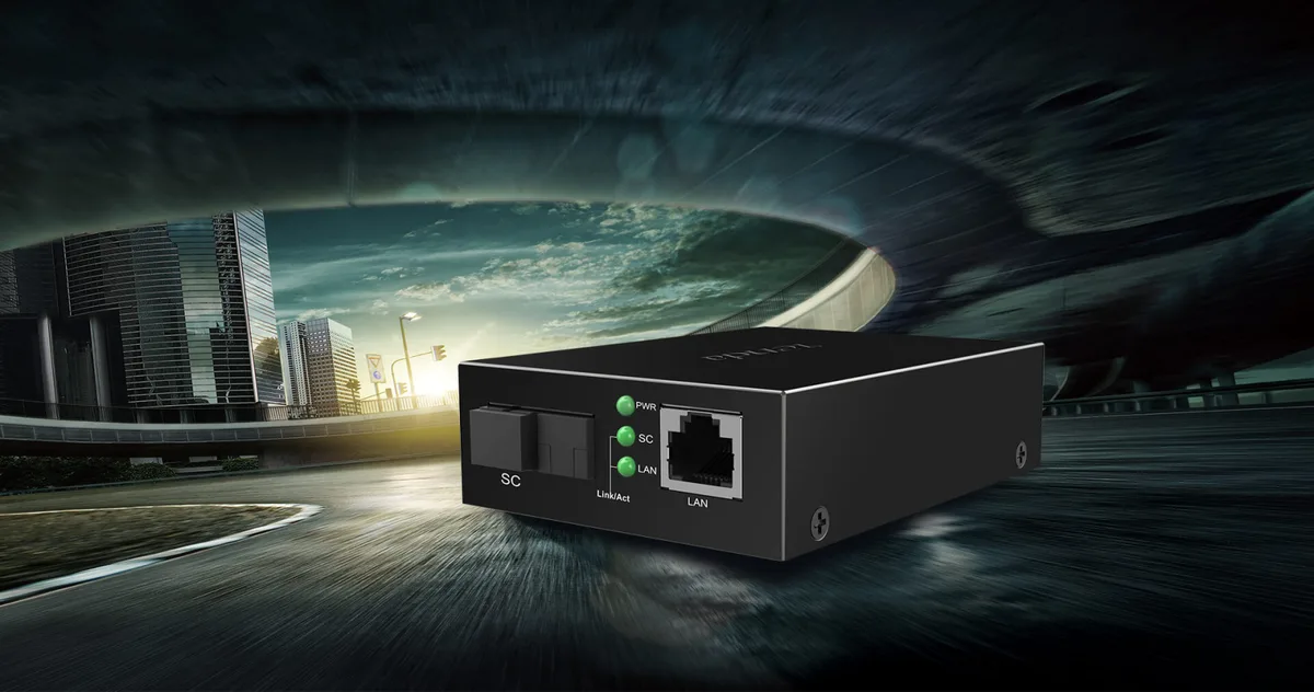 Медіаконвертер TENDA TFC100B 1xFE, 1x100BaseFX, SM, WDM, 20км, SC