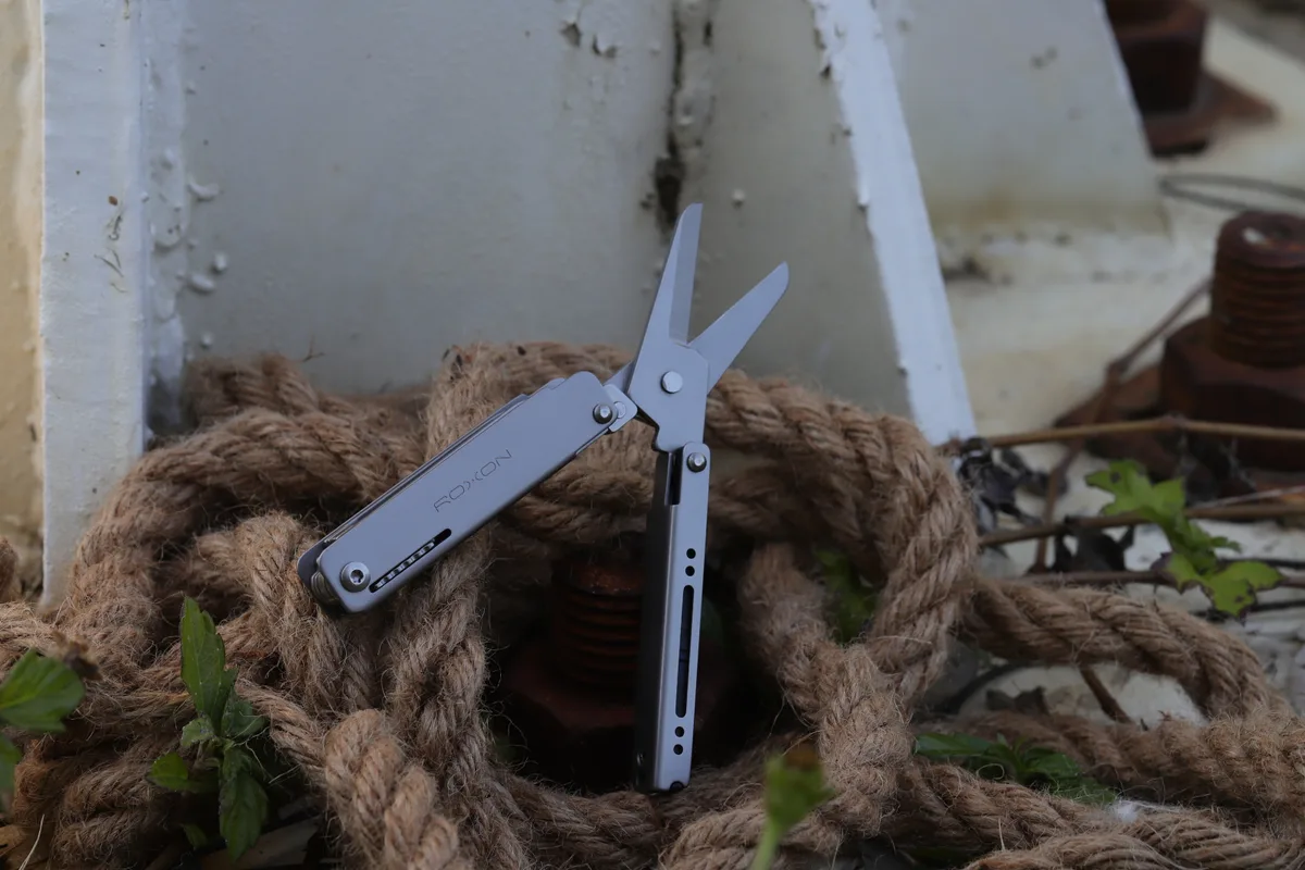 Міні мультитул Roxon 3Cr13 113х70 мм Сірий 13 функцій