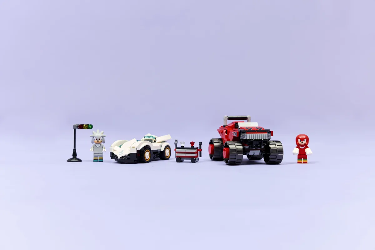 Конструктор LEGO Sonic Автомобіль Сільвера vs. монстр вантажівки Наклза