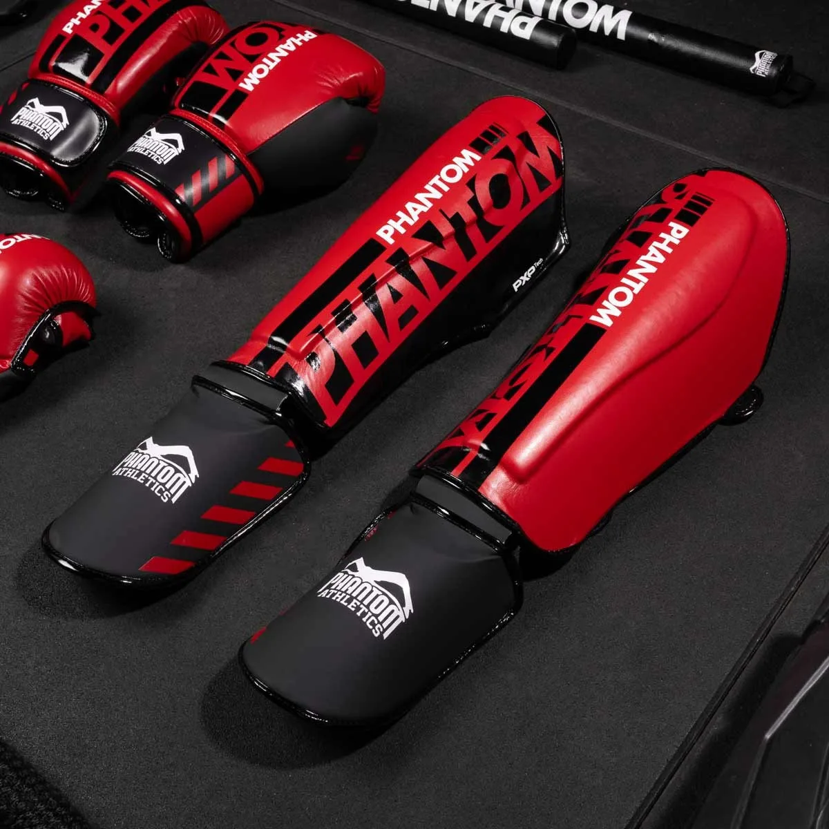 Захист гомілки та стопи Phantom штучна шкіра L/XL червоний