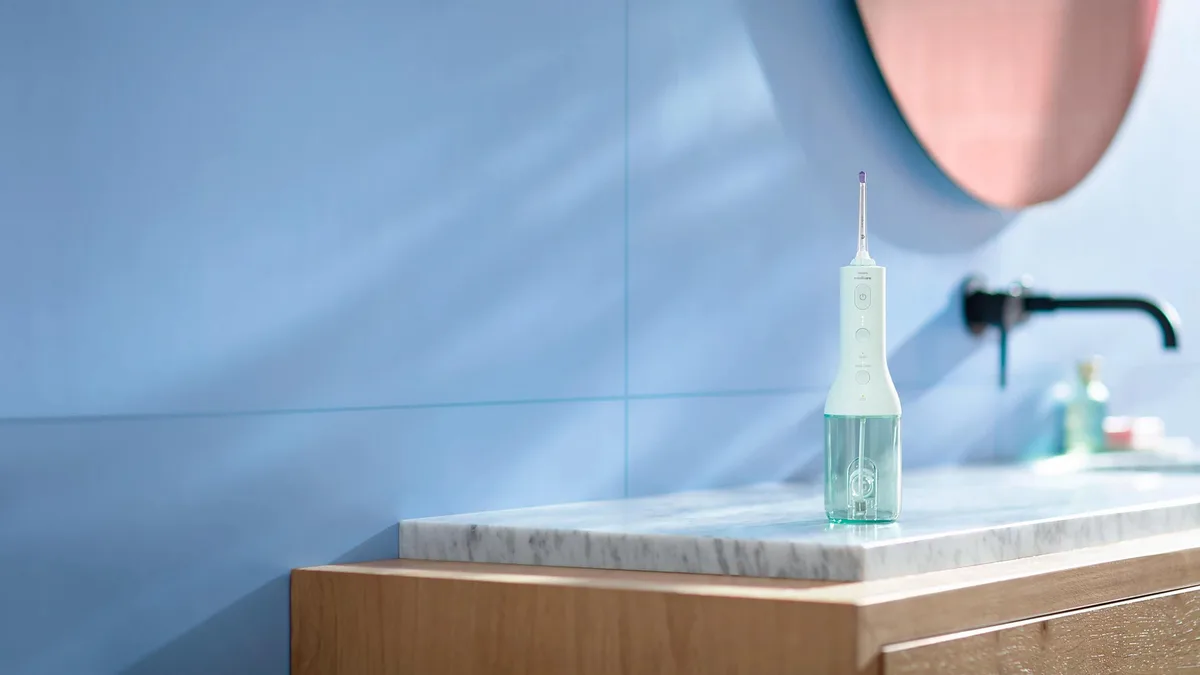 Іригатор Philips Sonicare Flosser 3000 портативний 2 насадки