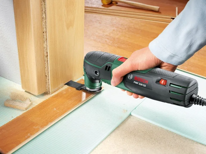 Акумуляторний реноватор Bosch PMF 220 C, 220 Вт, 15000-20000 об/хв, 1.1 кг - універсальний інструмент для ремонту.