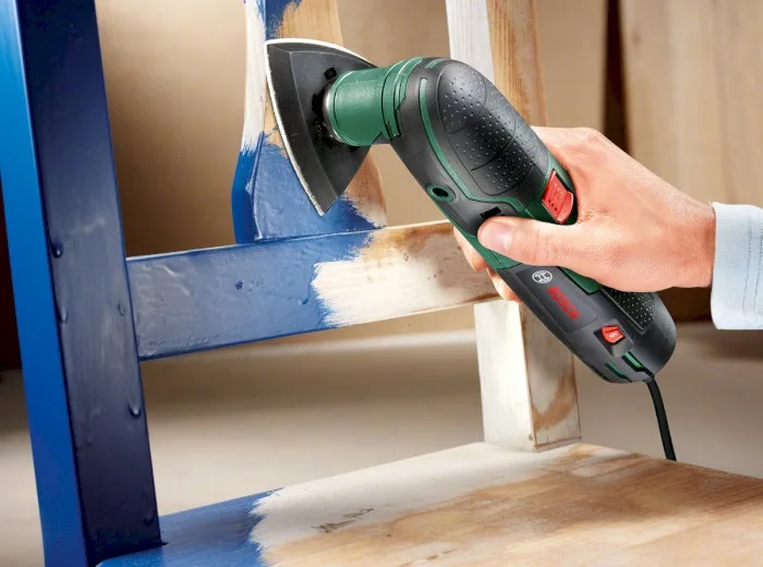Акумуляторний реноватор Bosch PMF 220 C, 220 Вт, 15000-20000 об/хв, 1.1 кг - універсальний інструмент для ремонту.