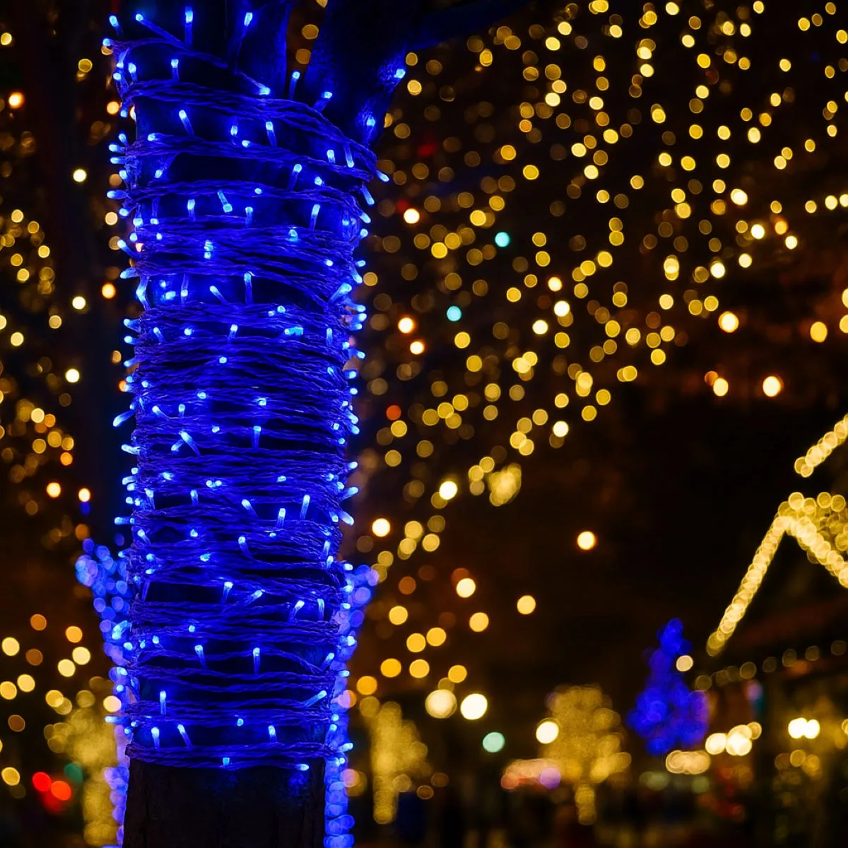 Гірлянда Нитка світлодіодна 30 м 300 LED Білий провід Синій