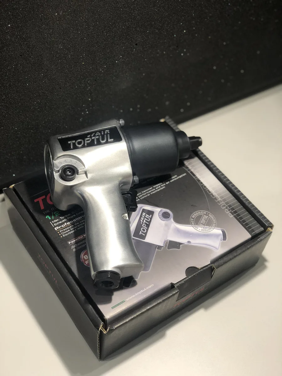 Гайковерт пневматичний Toptul KAAA1660B 1/2" 814 Нм метал 188x2,6 см чорний