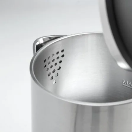 Електрочайник Gorenje Нержавіюча сталь 1,5 л Сріблястий