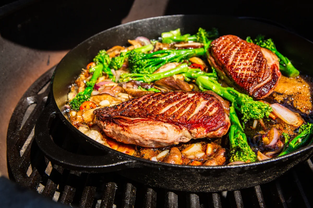Сковорода чавунна Big Green Egg 2XL чорна