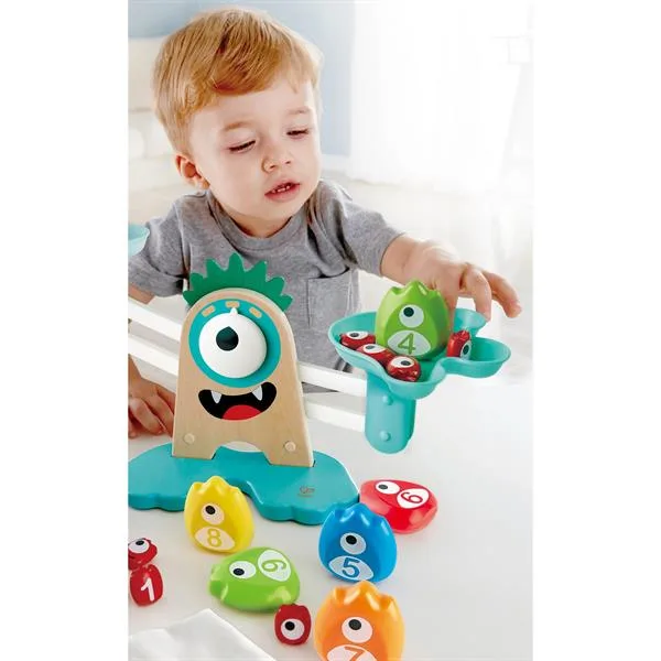 Учебные весы Hape пластик 38х14х18 см разноцветные