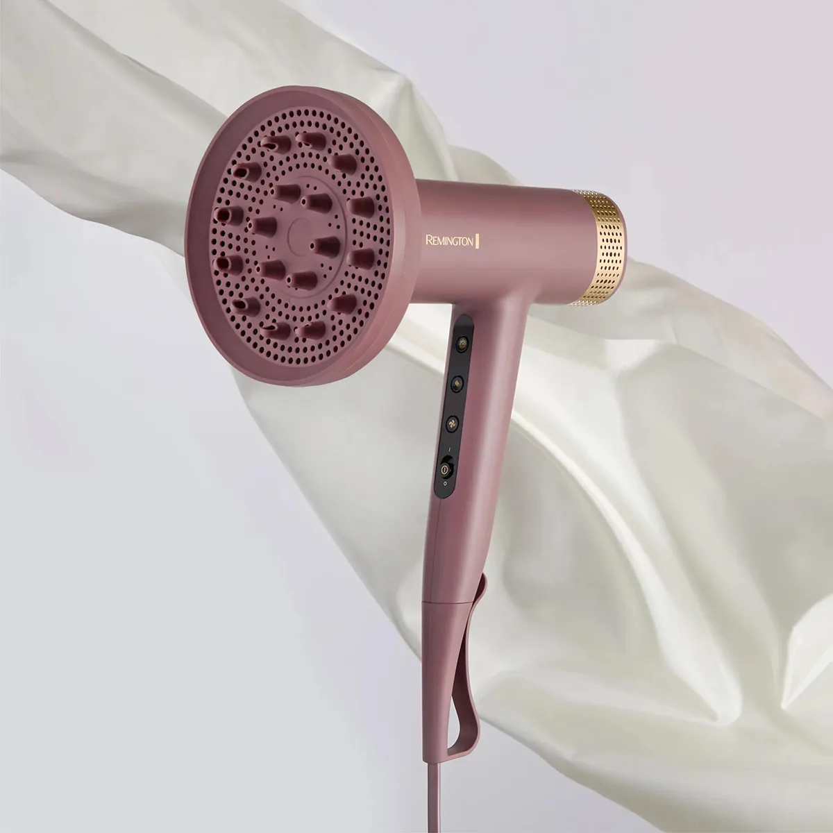 Фен Remington AIRvive, 1600 Вт, 3 швидкості, дифузор, іонізація, холодний обдув, фіолетово-золотий.