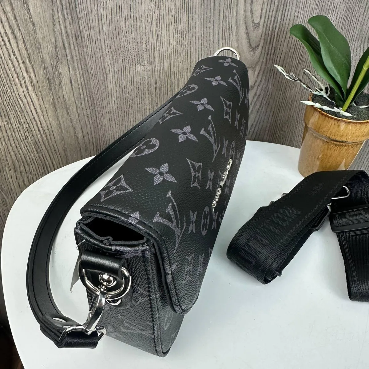 Женская мини сумка клатч экокожа 15х23х6 см черная