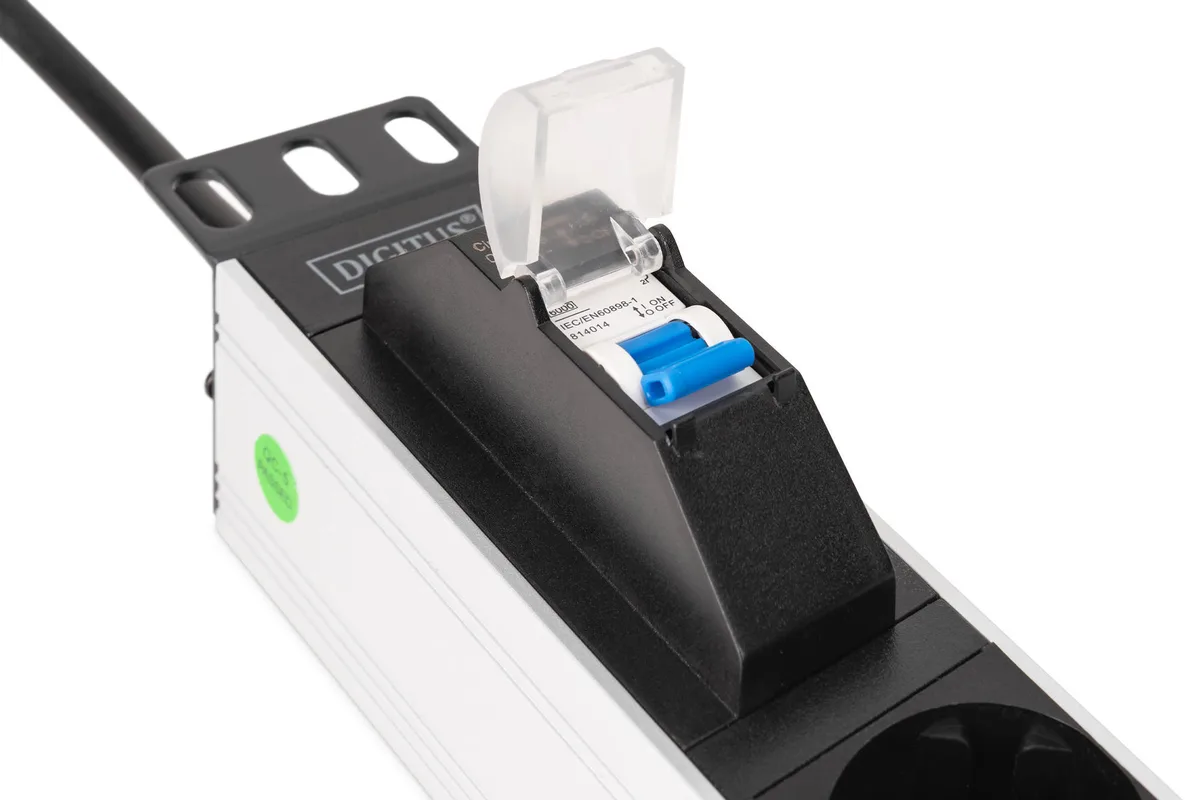 Устройство распределения электропитания DIGITUS 1U, 7xSchuko, 16A, 250V, автомат, вилка Schuko