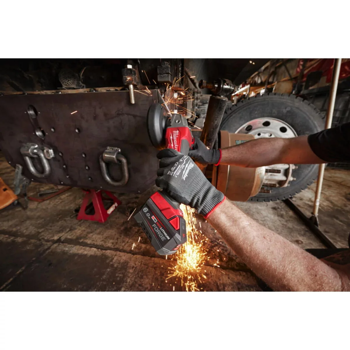 Акумулятор Milwaukee Redlithium Forge 6А·год 18В легкий акумулятор для інструментів швидка зарядка