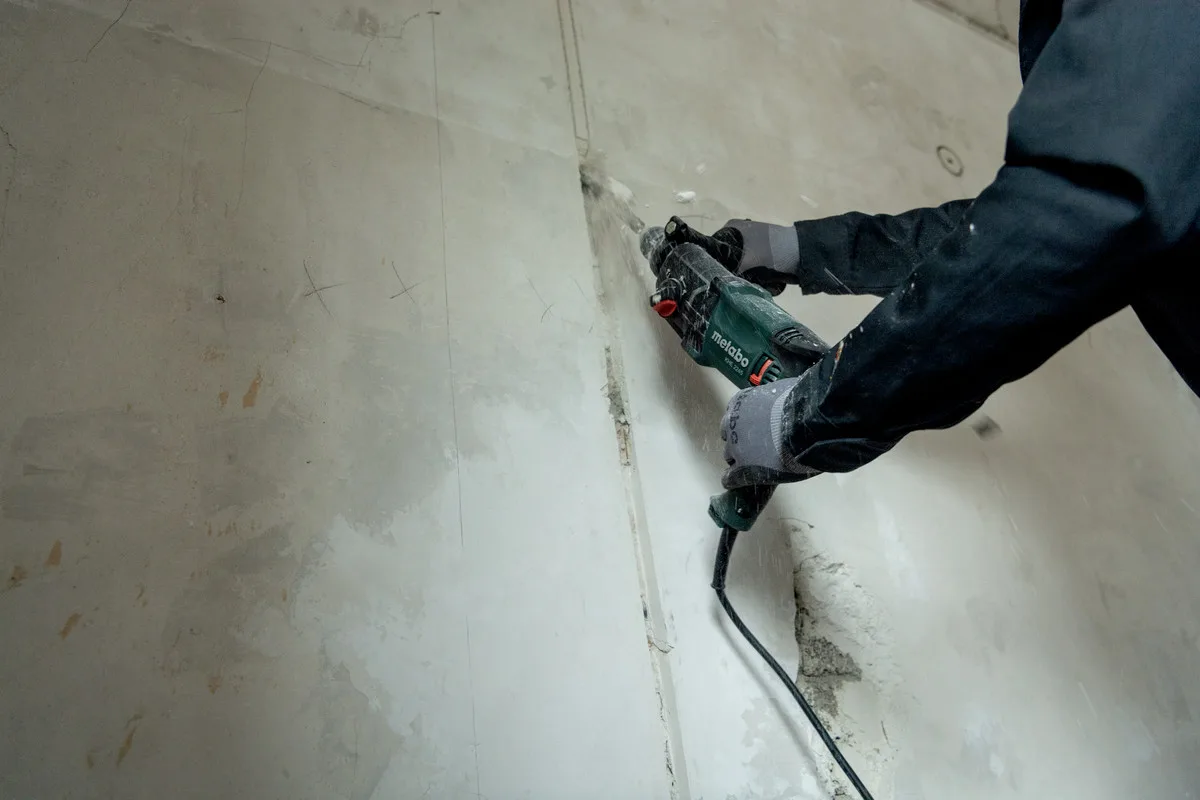 Перфоратор Metabo KHE 2245 SDS-plus 750Вт, 2.2Дж, вага 2.7кг