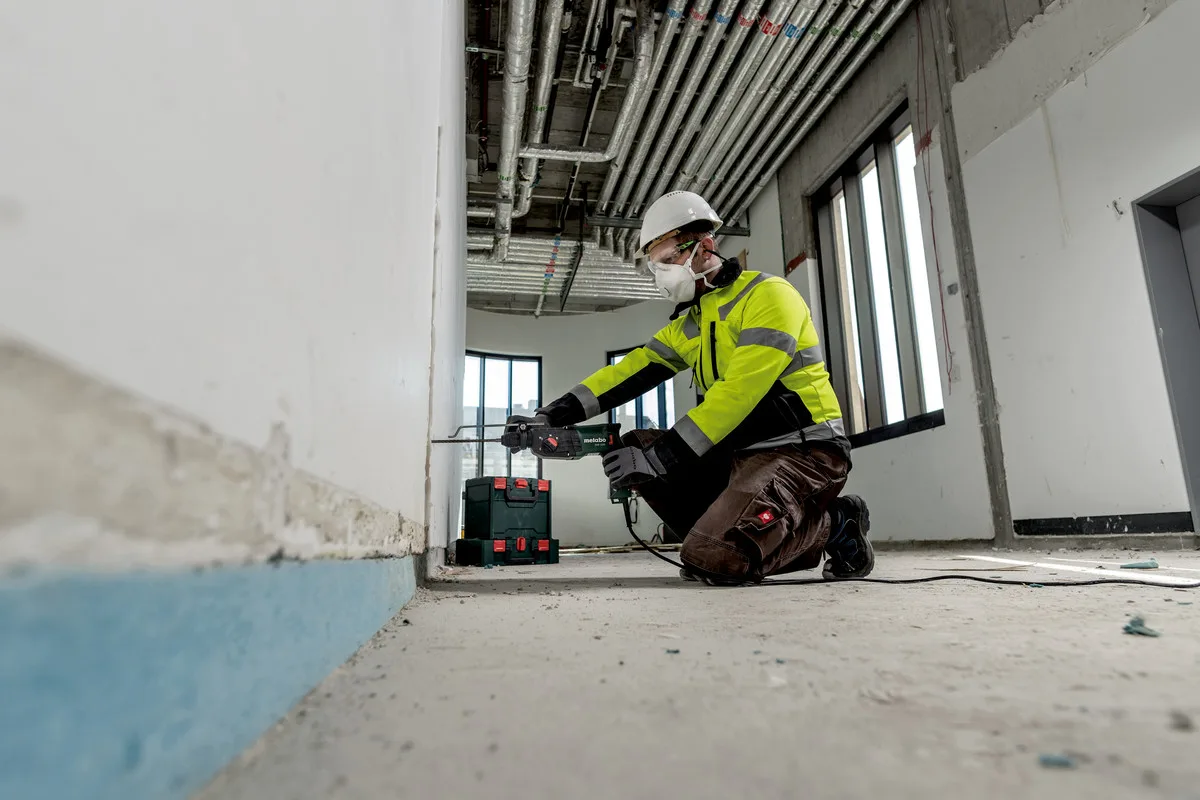 Перфоратор Metabo KHE 2245 SDS-plus 750Вт, 2.2Дж, вага 2.7кг