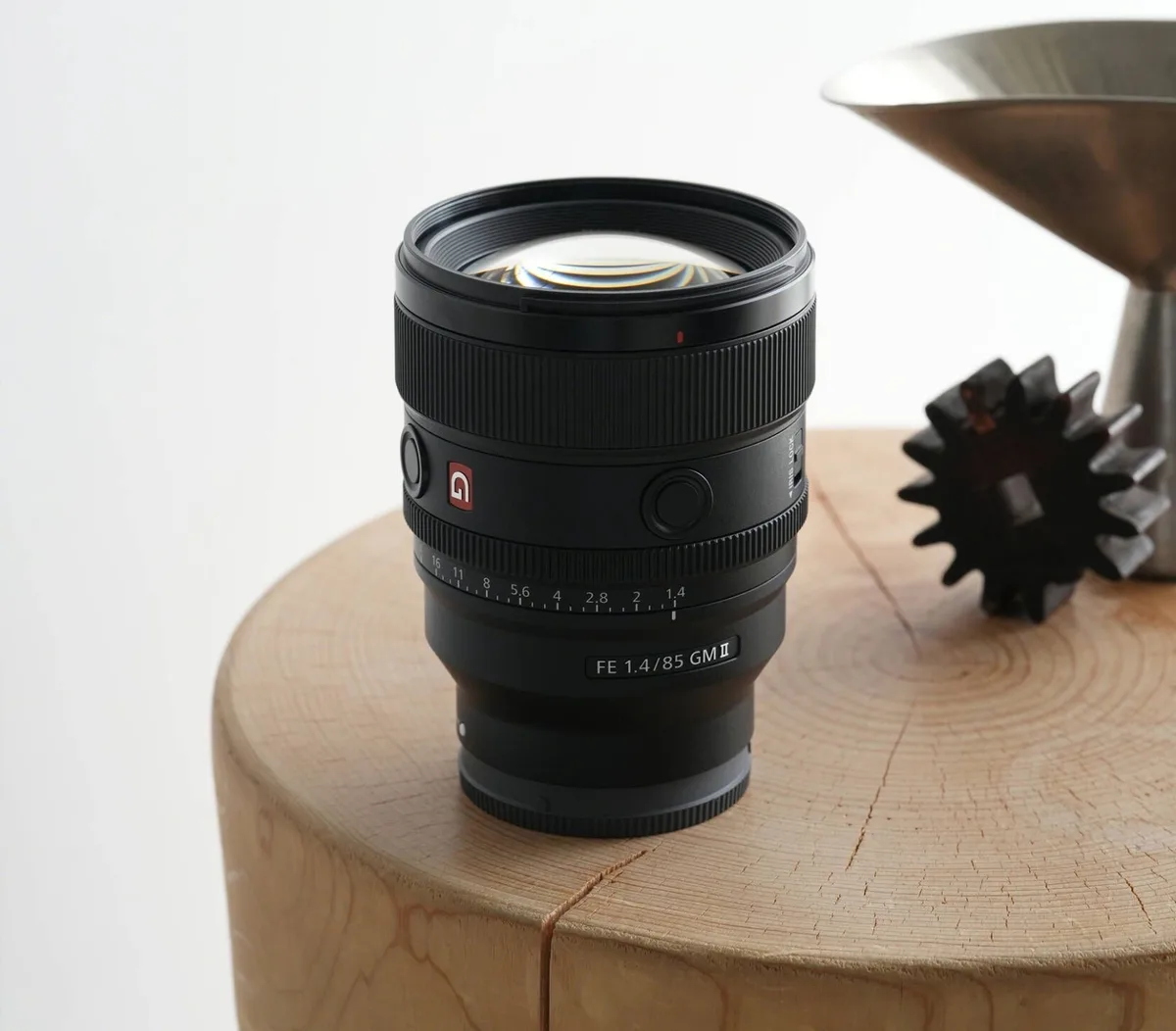 Объектив Sony 85mm f/1.4 GM II для NEX FF