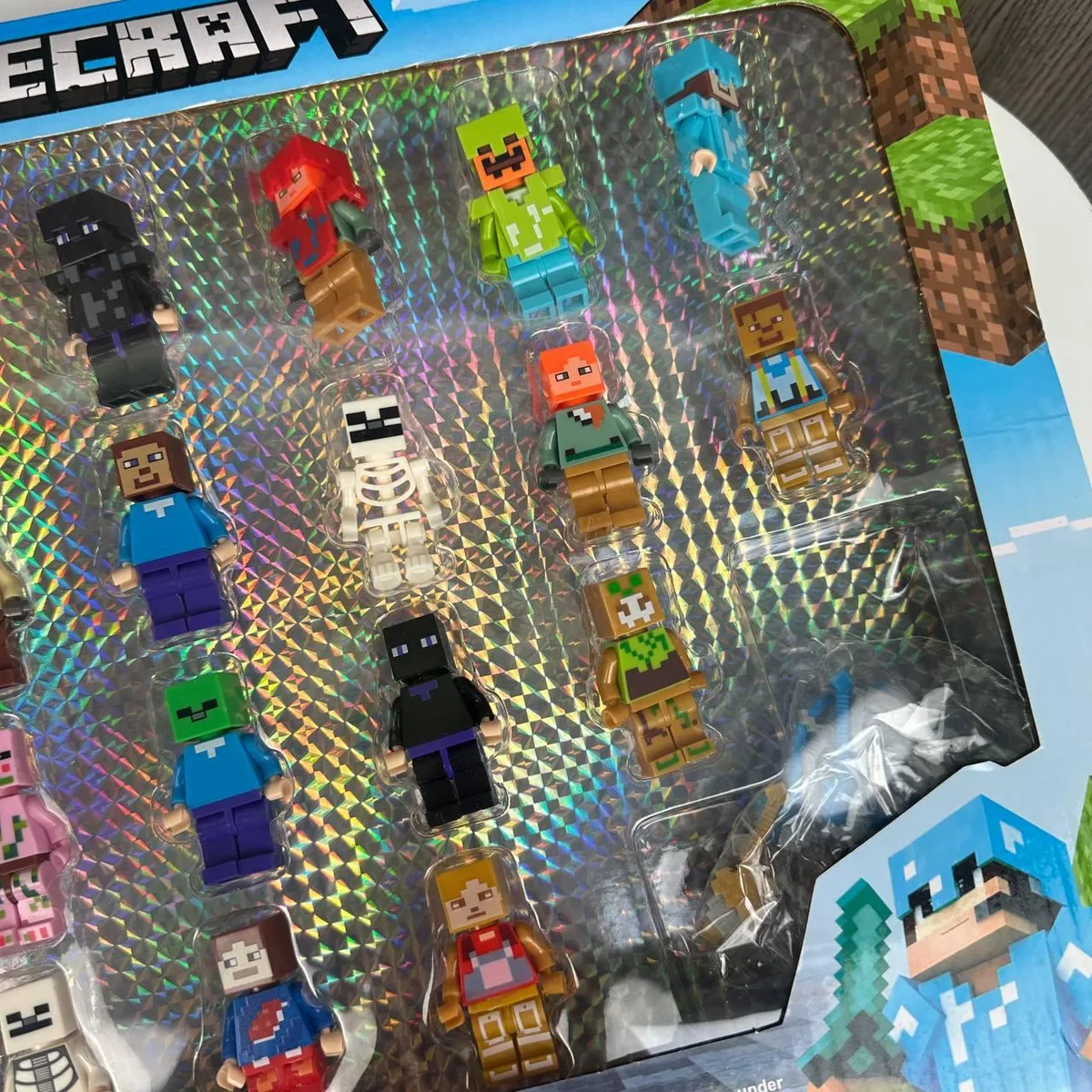 Фигурки LEGO 24 шт Майнкрафт с инструментами пластик 37х27х4,5 см разные цвета