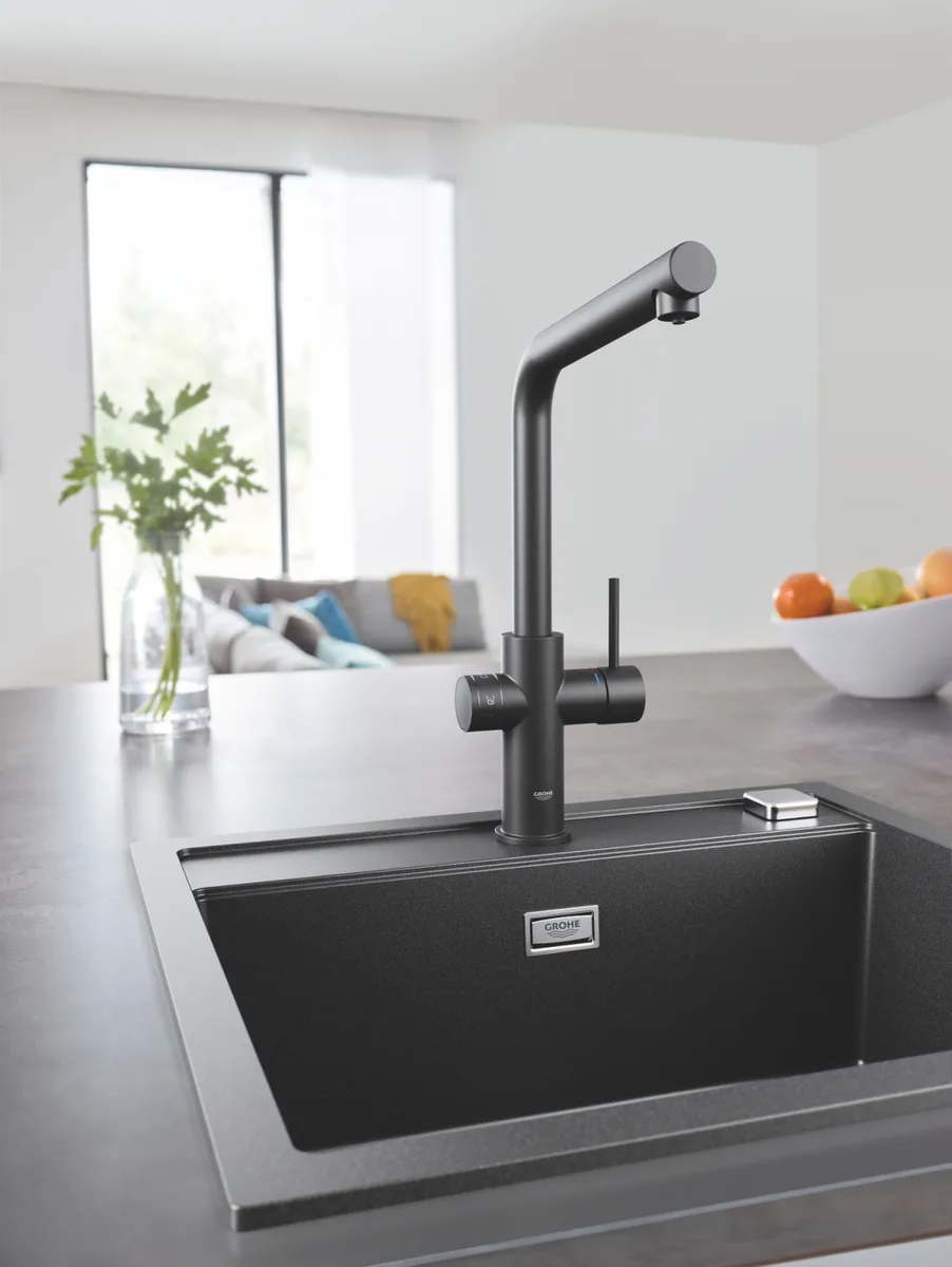 Композитна мийка Grohe гранітна 560х510х200 мм чорна матова