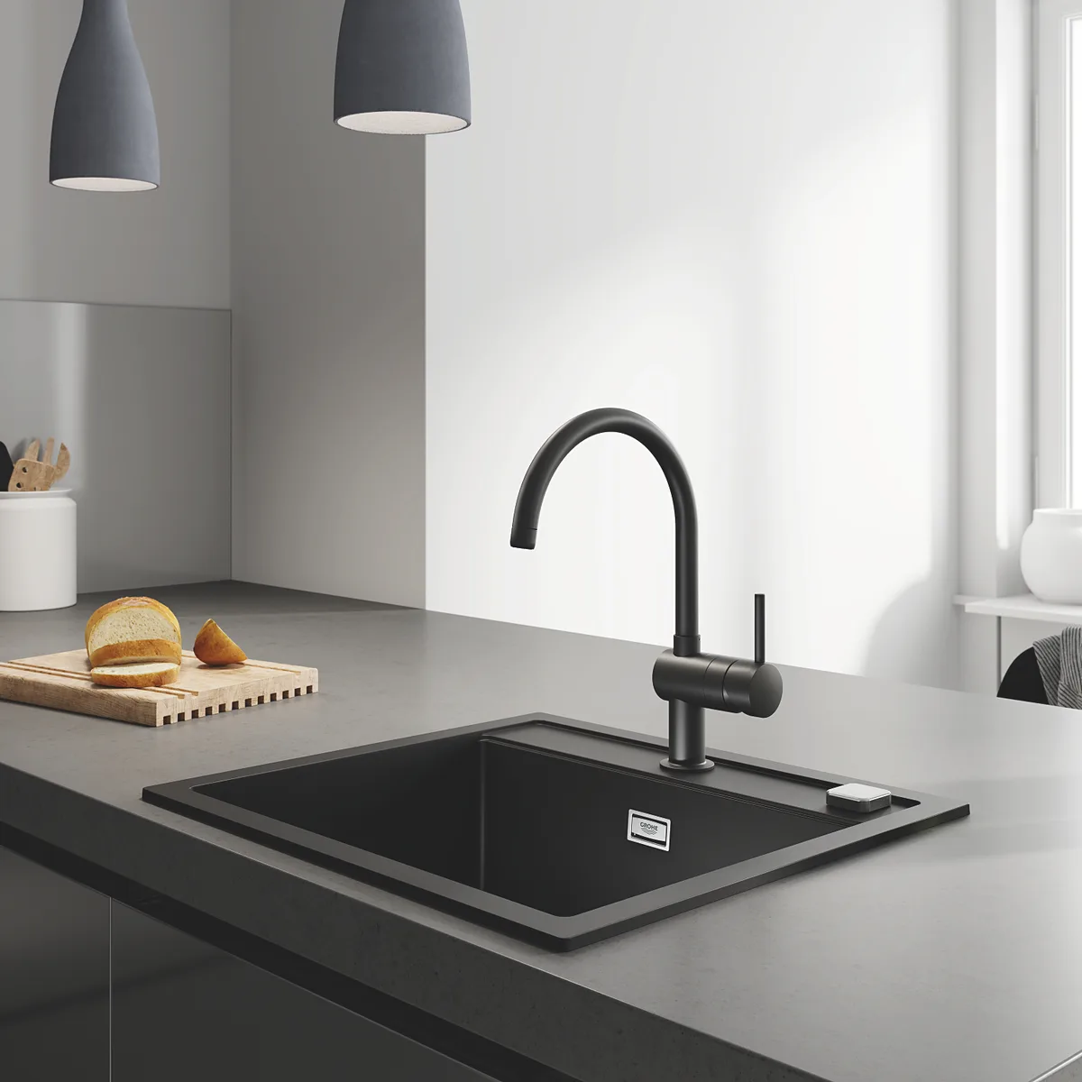 Композитна мийка Grohe гранітна 560х510х200 мм чорна матова