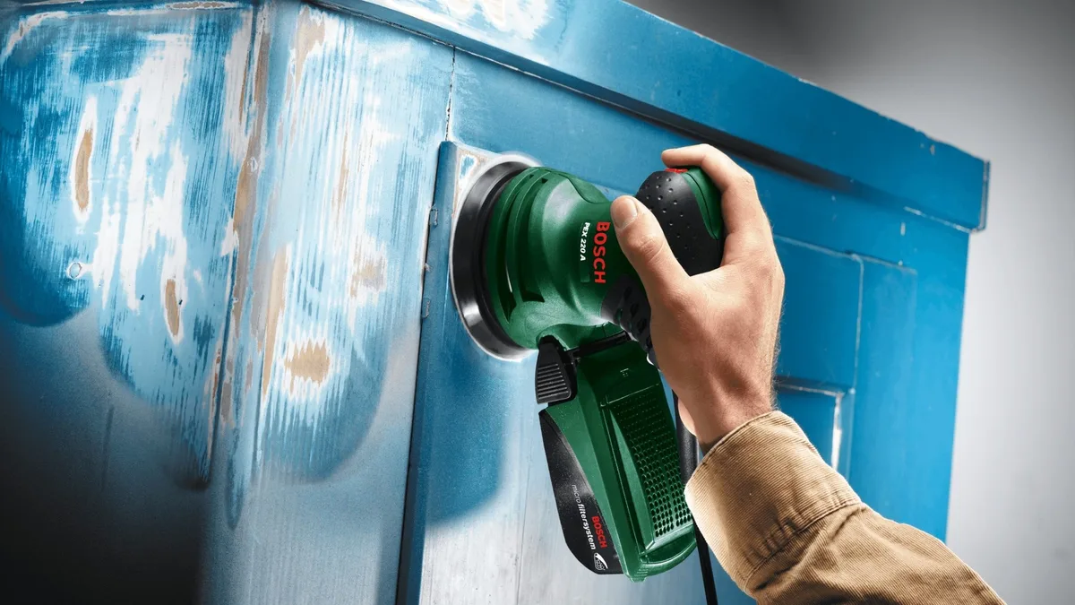 Ексцентрикова шліфувальна машина Bosch PEX 220 A, 200 Вт, 125 мм, 24000 об/хв, вага 1.2 кг.
