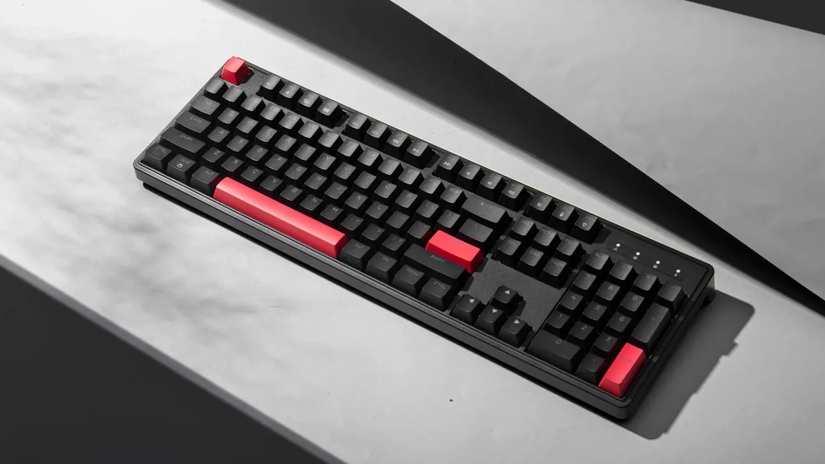 Клавиатура механическая Lemokey X3 104Key, Keychron Brown, USB-A, QMK/VIA, Hot-Swap, EN/UKR, RGB, черная.