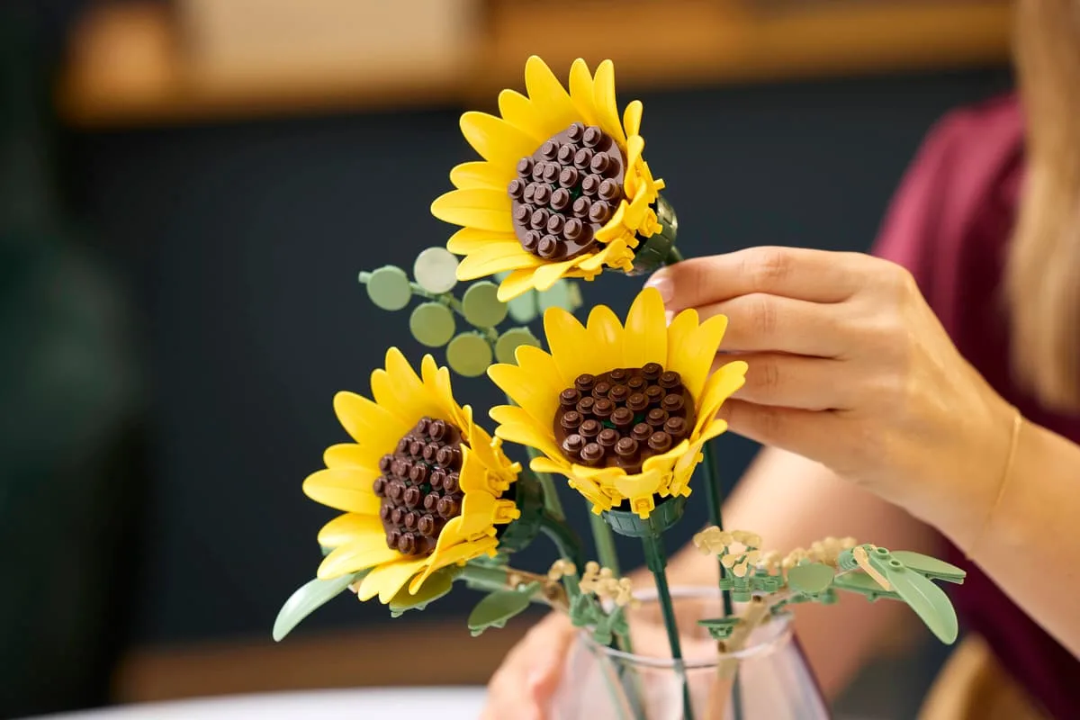 Конструктор LEGO Botanicals квіти 686 деталей різнокольоровий