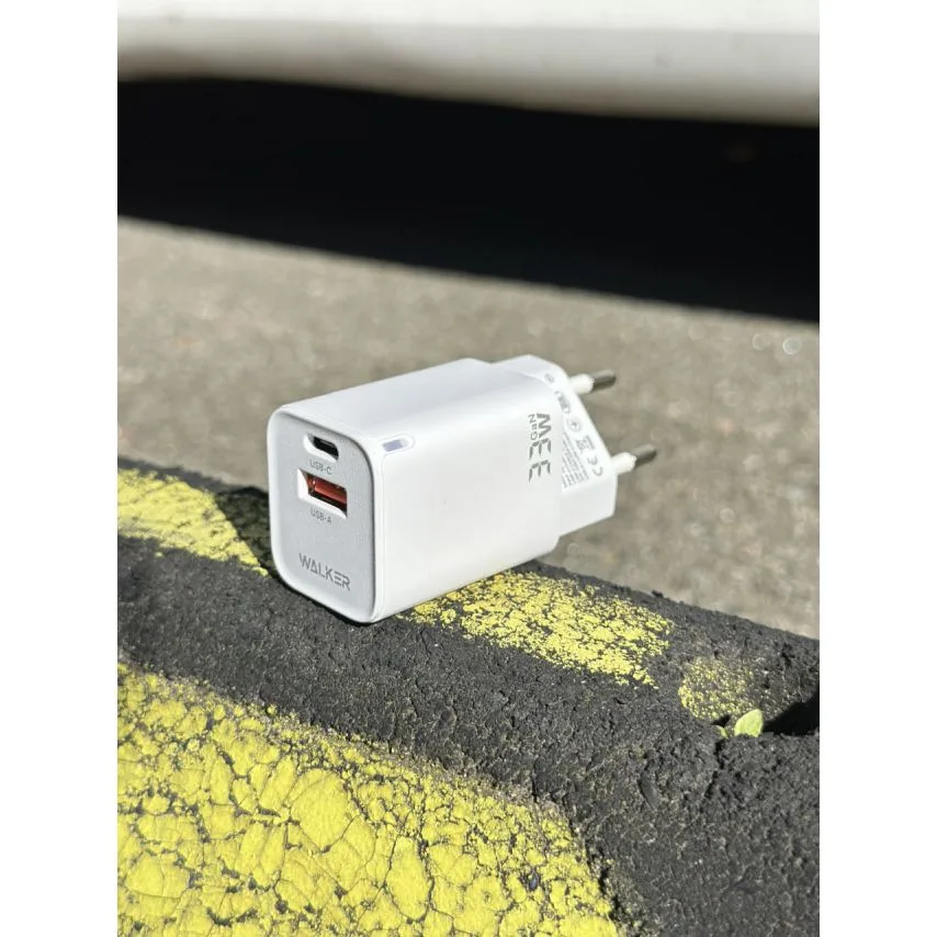 Мережевий зарядний пристрій WALKER 33W GAN Type-C USB 34х30х61 мм Білий