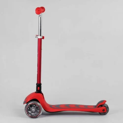 Трехколесный самокат Best Scooter красный складной для детей с алюминиевым рулем и светящимися колесами.