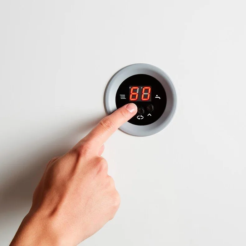 Електричний котел Bosch Tronic Heat 3500, потужність 24 кВт, 380V, одноконтурний з вбудованим насосом.
