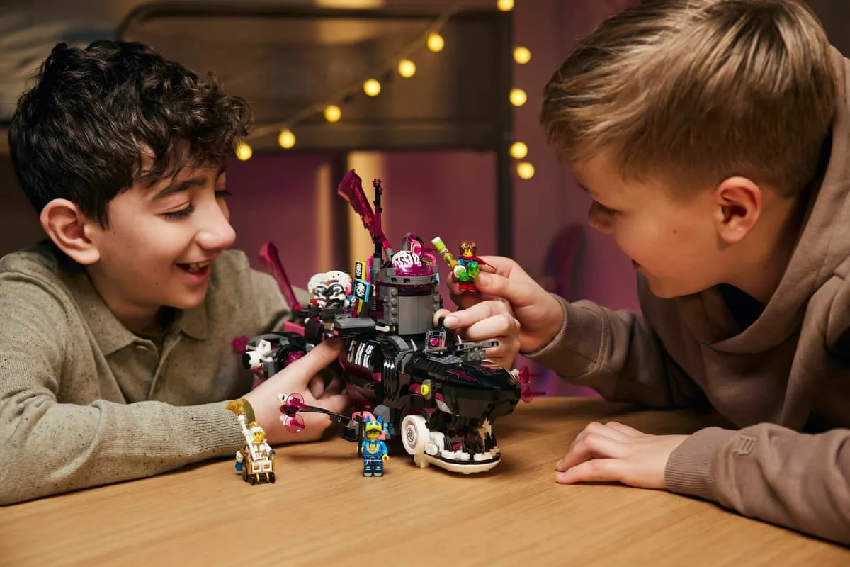 Конструктор LEGO Dreamzzz 9+ Підводний човен Акула Різнокольоровий