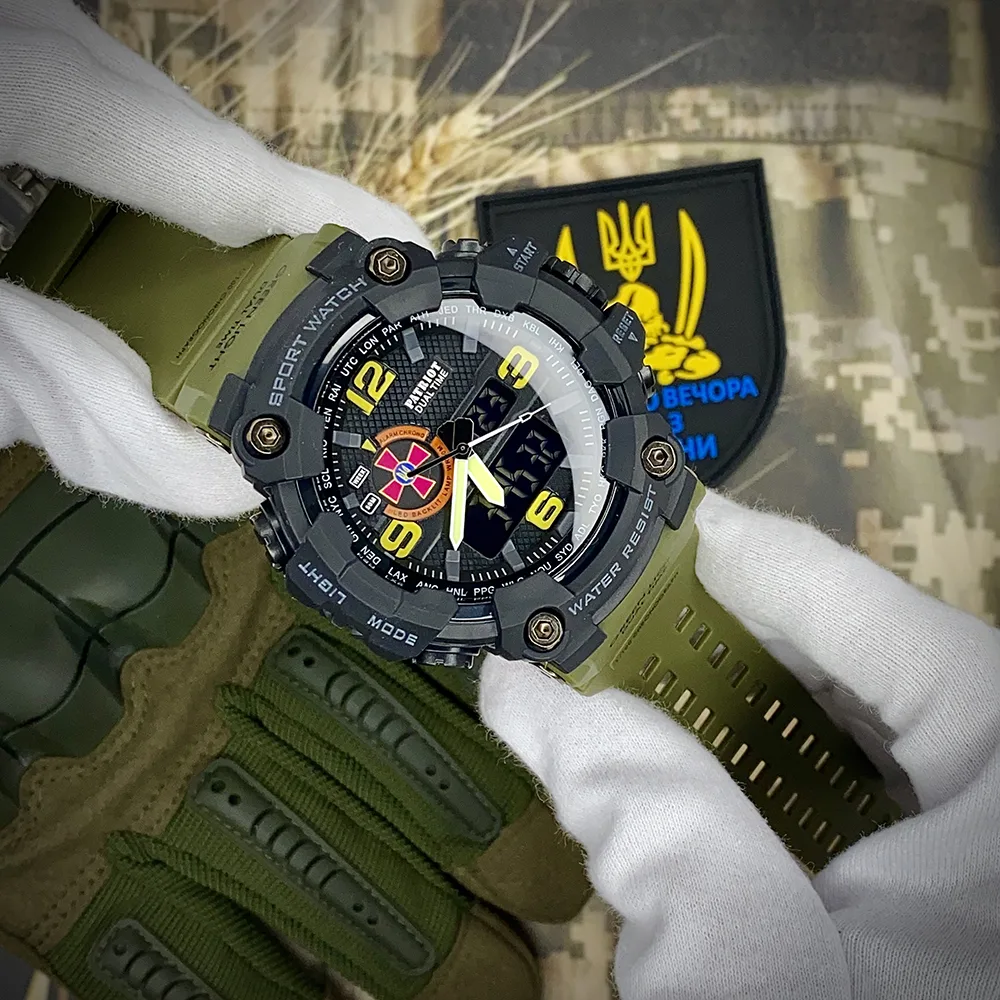 Наручні годинники Patriot полімер 56х56 мм чорні з болотним ремінцем