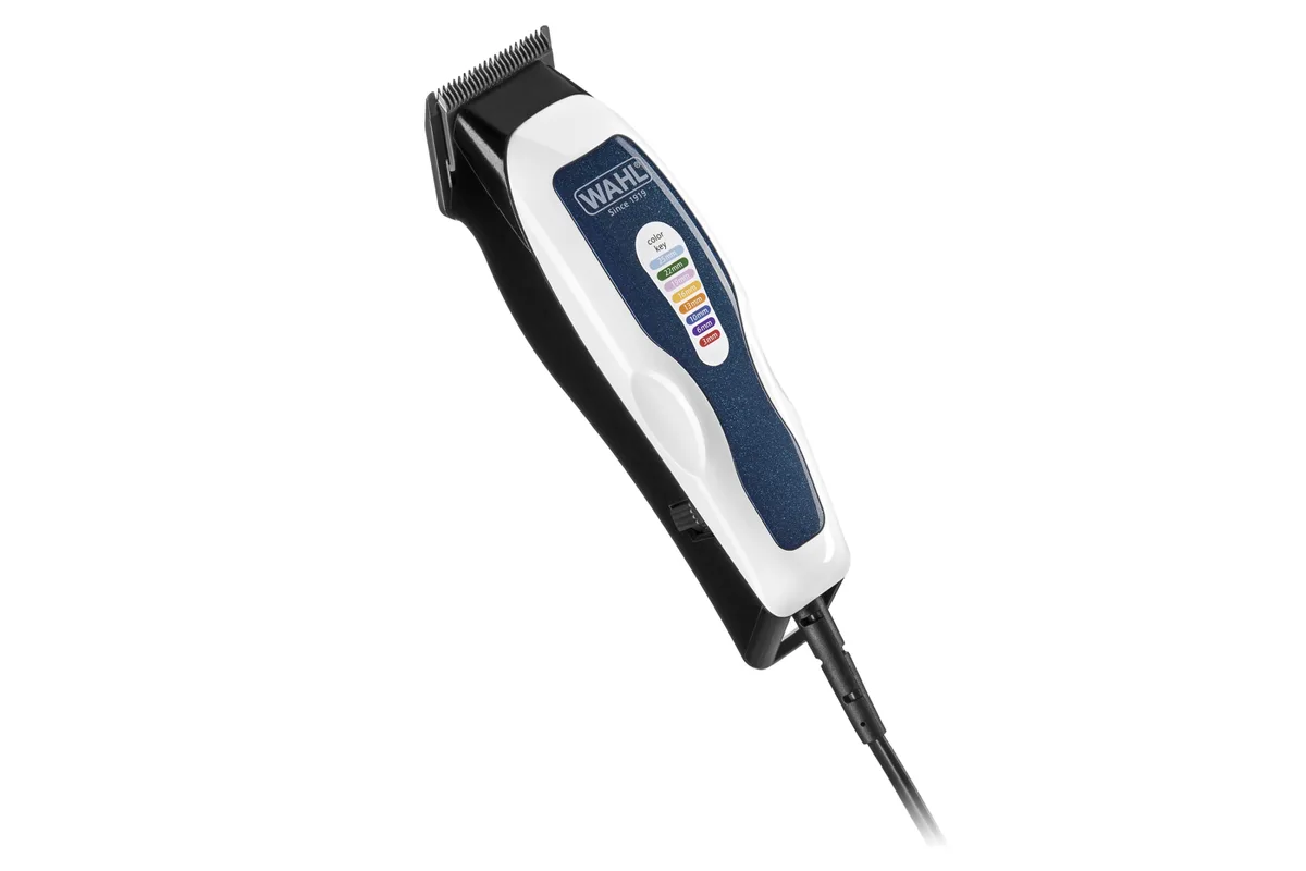 Машинка для стрижки WAHL ColorPro Combo с вибрационным мотором, 8 насадками, кейсом и мини-триммером в комплекте.