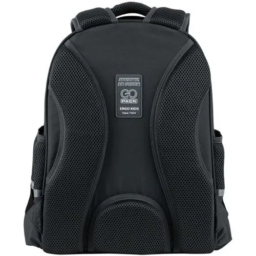 Рюкзак GoPack Education напівкаркасний Skate для дітей з ортопедичною спинкою та кишенями.