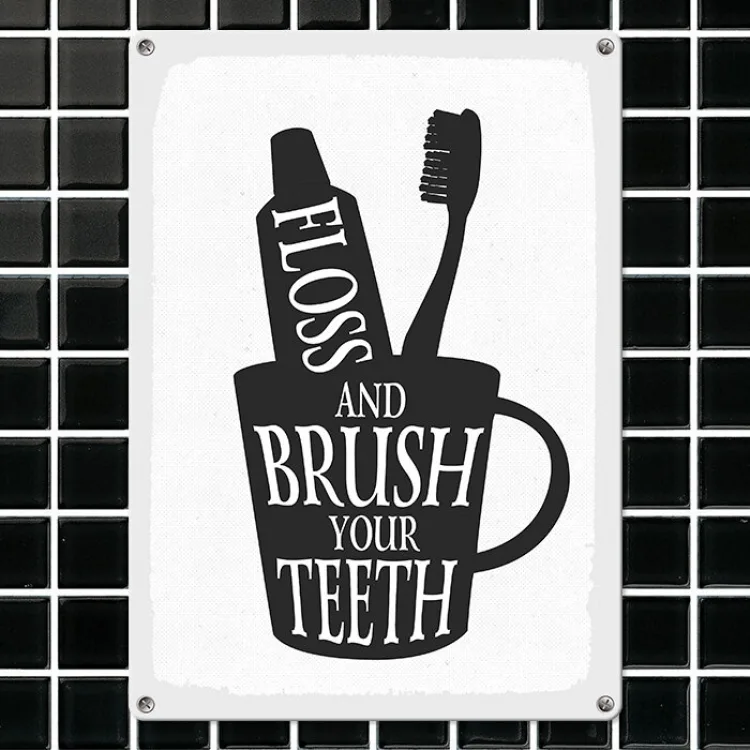 Металлическая табличка 26х18,5 см белая Floss and brush your teeth