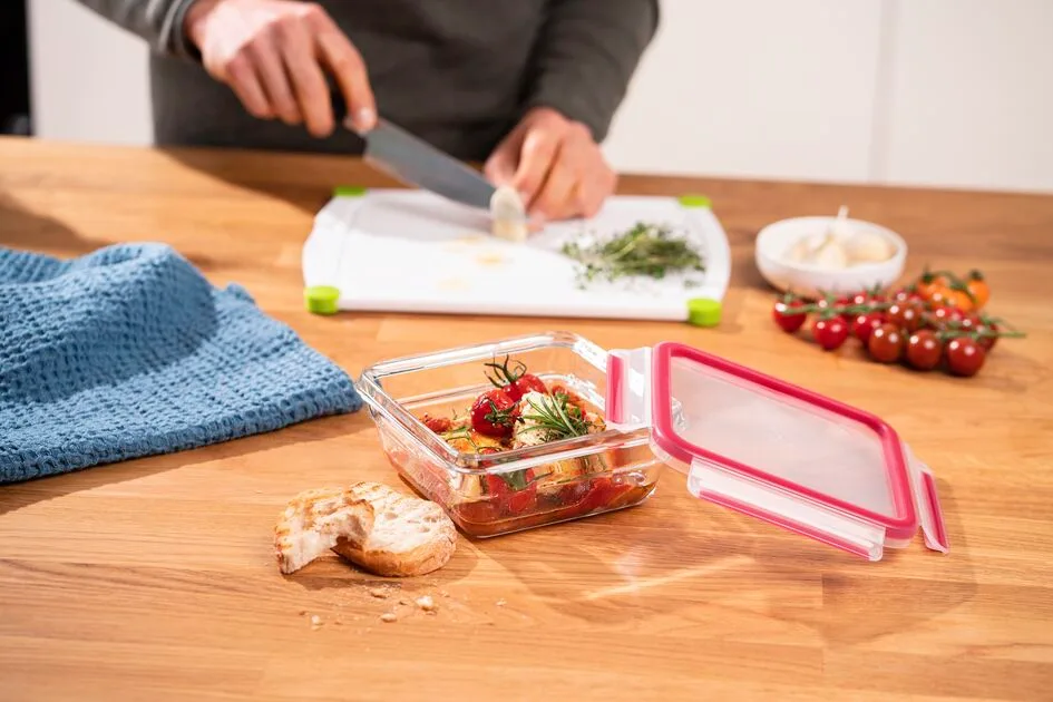 Універсальна форма з кришкою TEFAL MasterSeal, 0.8л, скляна.