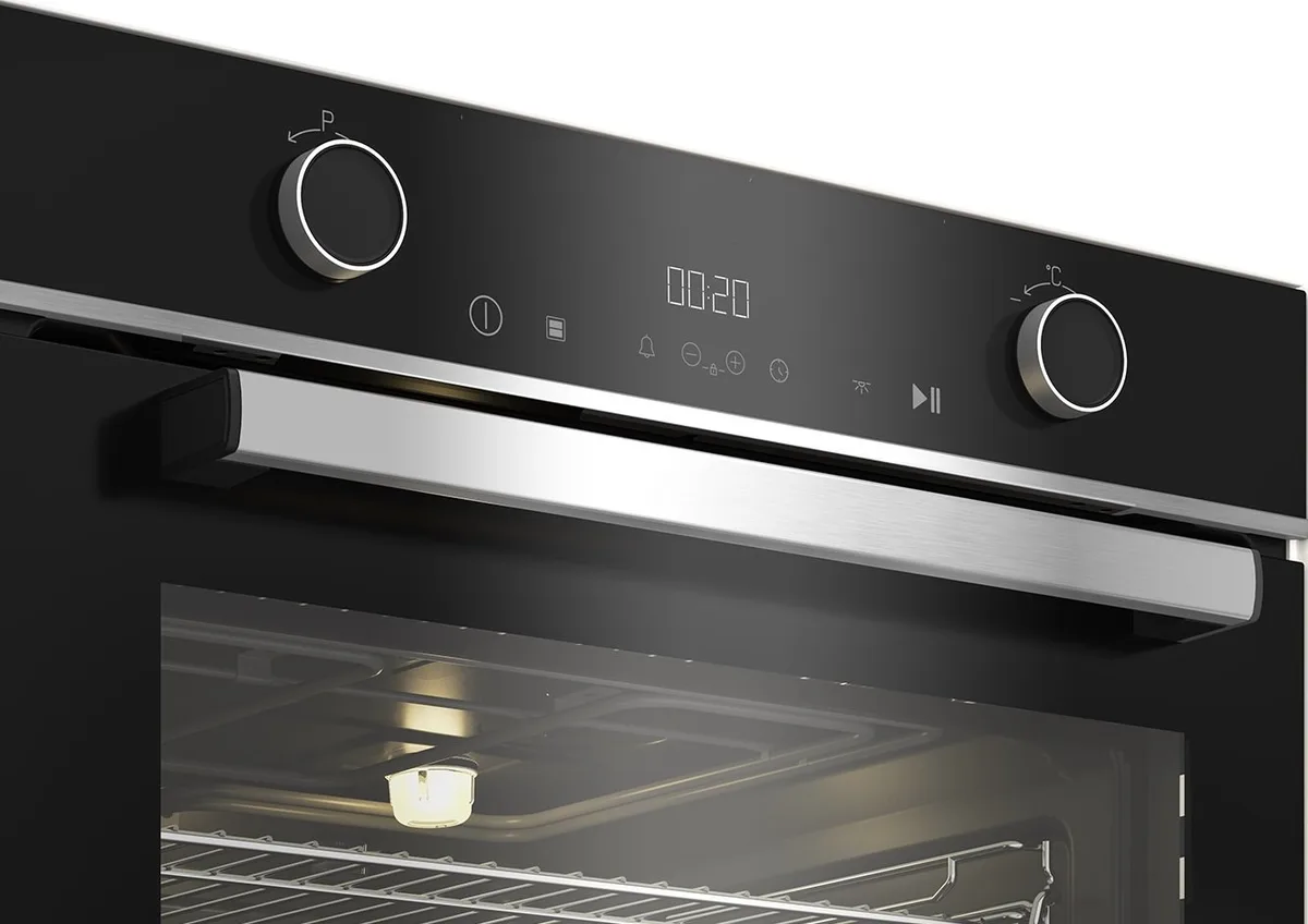 Духовой шкаф Beko электрический 72л A+ конвекция для приготовления двух блюд одновременно