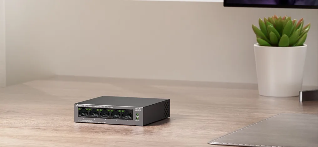 Коммутатор TP-Link 5 портов 10 100 1000 Мбит в секунду PoE плюс 65 Вт без вентилятора
