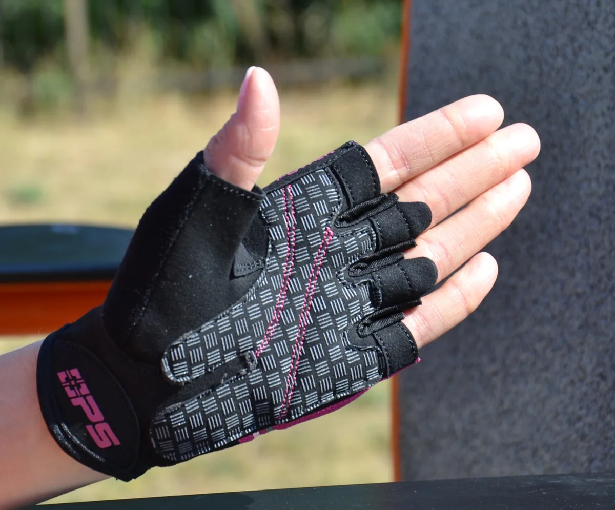 Перчатки для фитнеса Active Point искусственная кожа XS розовые