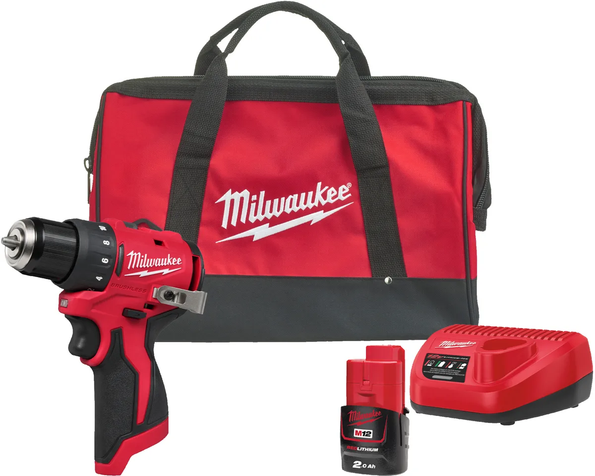 Акумуляторний шурупокрут-дриль Milwaukee 12В 2А·год 40Нм 1700об/хв 0,98кг